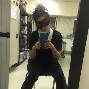 Meet your Posher, Lee